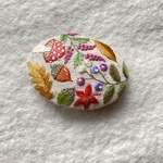 【再販】リネンと刺繍の秋の草花のヘアゴム orブローチ