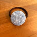 くるみボタン 刺繍 ヘアゴム /雪 結晶 ②