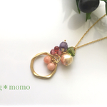 【再販8】小さな桜桃のネックレス（ﾛﾝｸﾞﾈｯｸﾚｽ・コーラルピンク・さくらんぼ・フルーツ）