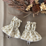 リバーシブルキッチンアームカバー　北欧小花　ナチュラルアイボリー