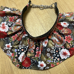 秋田犬和柄首輪