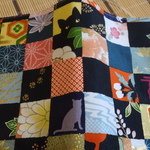 ハンドメイド*文庫本*和柄*黒猫シルエット🐈(カラフル*朱）