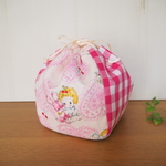 【完成品】お手玉巾着袋　ハローベイビーピンク うさぎと赤ちゃんハートで仲良し♪パッチワーク　ルシアン　おにぎり巾着プチお弁当にも！　リバーシブルパッチワーク