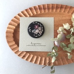 刺繍ブローチ