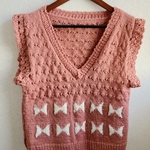 フラミンゴピンクニットベスト