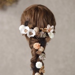 椿髪飾り　ホワイト　卒業式　袴　振袖　成人式　ヘアドレス　ヘアパーツ　プリザーブドフラワー　ドライフラワーフラワー
