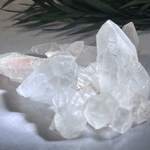 ファントム✨　ヒマラヤ  虹　マニカラン産　ピンク水晶  原石　クラスター
