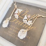 花占いのピアス