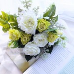 [再販] オールシーズンブーケ グリーンとホワイトローズ   ウェディングブーケ ブーケ 前撮り  花束    フォトウェディング     