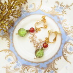 それとなくクリスマスなイヤリングorピアス