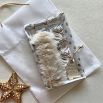 ☆クリスマス限定セット【持ちやすくて可愛いお手元】スマホストラップ☆彡ふわふわファー＆インド刺繍Aabha