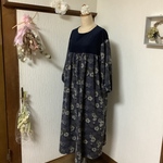 ユワ花柄　シャツコーディロイ　ワンピース💕