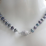 ☆再販☆Flesh Pearl Necklace 淡水パールのネックレス　☆ビッグマグネットクラスプ☆黒蝶真珠　バロックパール