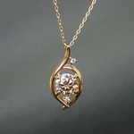 完全手作り　モアッサナイト　ラウンドカット　ペンダントトップ　ｋ１８イエローゴールド　ダイアモンド入り③