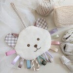 ショップ人気No.1♡動物シャカシャカタグハンカチ【くま】