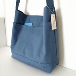 ななめ掛けできるショルダーバッグ（11号帆布、くすみブルー5)