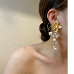 【#179ピアス 再販】ブライダルピアス　フォトウェディング　おおぶりピアス　ブライダル　ウェディング　ブライダルアクセサリー　ピアス　フラワー　イヤーカフ　イヤリング　パール　結婚式　前撮り