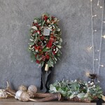 フェイジョアと赤い実のオーバル№２　　　ドライフラワーリース　　クリスマス