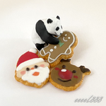 子パンダ　クリスマスのアイシングクッキー　ミニチュア