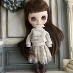 2336 ブライスさんの英字トレーナー＋レーススカート Blythe ブライス アウトフィット 洋服　ドールハウス  ミニチュア