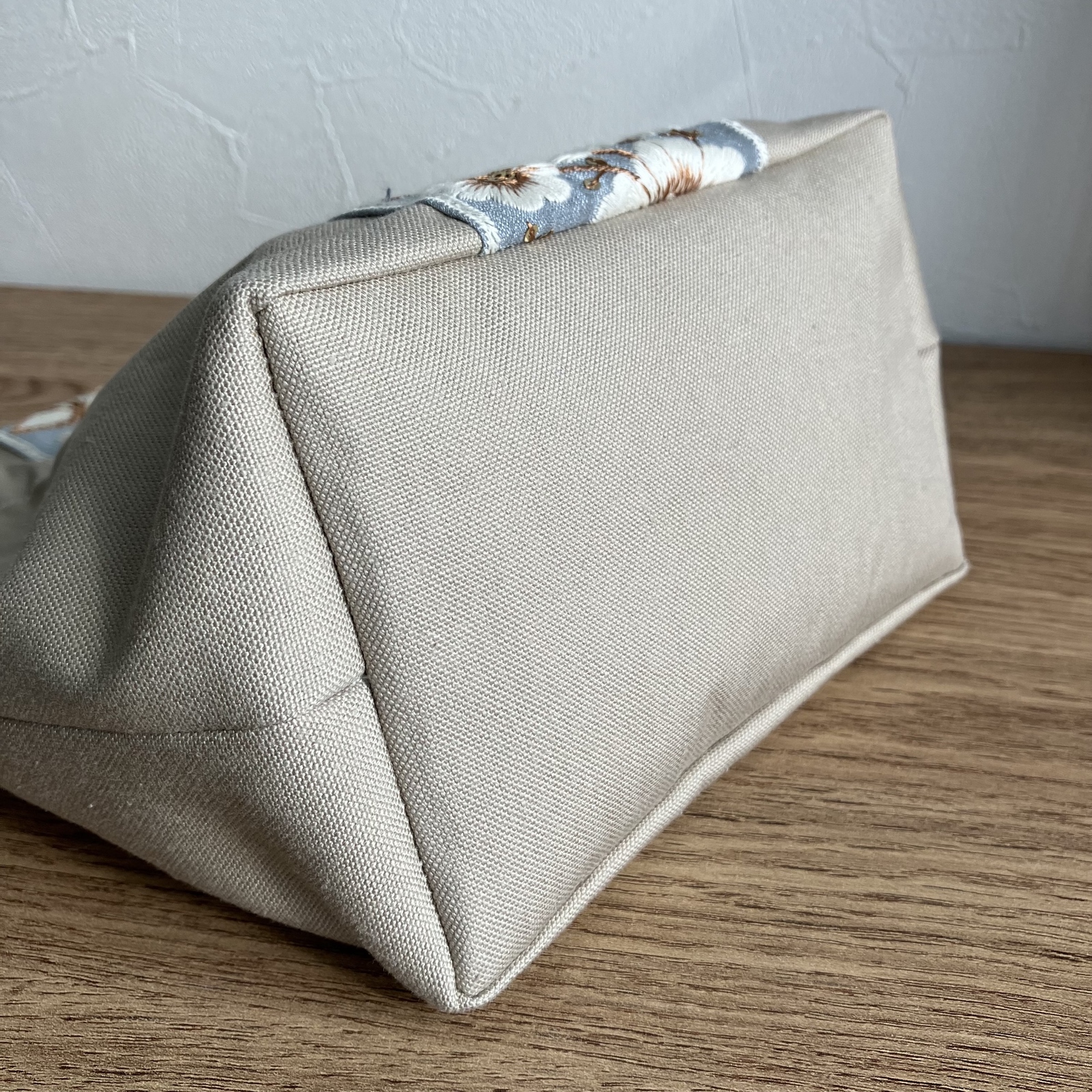 インド刺繍リボン＊巾着ショルダーバッグ 巾着バッグ - AZALIA | minne