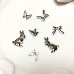 再販 ウサギちゃんとメルヘンな封入パーツ　シルバー4種７個セット　デコ・レジン・アクサセリーパーツ