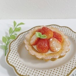 本物みたいないちごタルト