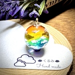 空＆雲ペンダント まん丸 虹色の空 ゴールド 20mm