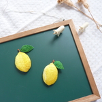 【再々販】葉っぱもついてるレモン＊マグネット