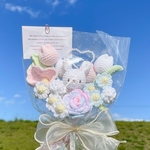 ボリュームたっぷりなうさぎさんのハートブーケ