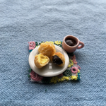 今日のおやつ✳︎チョコクリームシュークリームとカスタードシュークリーム  濃厚ココア付き