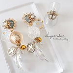 🥂🍾 ✨Celebration Champagne ✵ 祝福のシャンパンの耳飾り  アシンメトリー 大ぶり 🎁購入特典付き