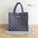 ナイロンキルティングトートバッグ　グレー