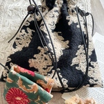 ［送料込］大人可愛い巾着ポシェット＆インド生地ハンカチのクリスマスセット