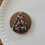 ビーズ刺繍くるみボタン（ヘアゴム/ブローチ）