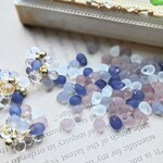 New!★約200個★すりガラス風アクリルしずくビーズ　４色　