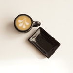 ④ミニチュア 1set マグカップ＆ソーサー ラテアート家具 雑貨 小さい ドール キッチン 喫茶店 お店 カフェ コーヒー フード レジン