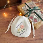   【手刺繍】すみれのソーイングセット