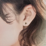 モルダバイトピアス(3mm)