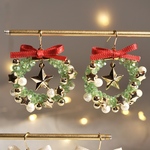 クリスマスリースのピアス/イヤリング グリーン