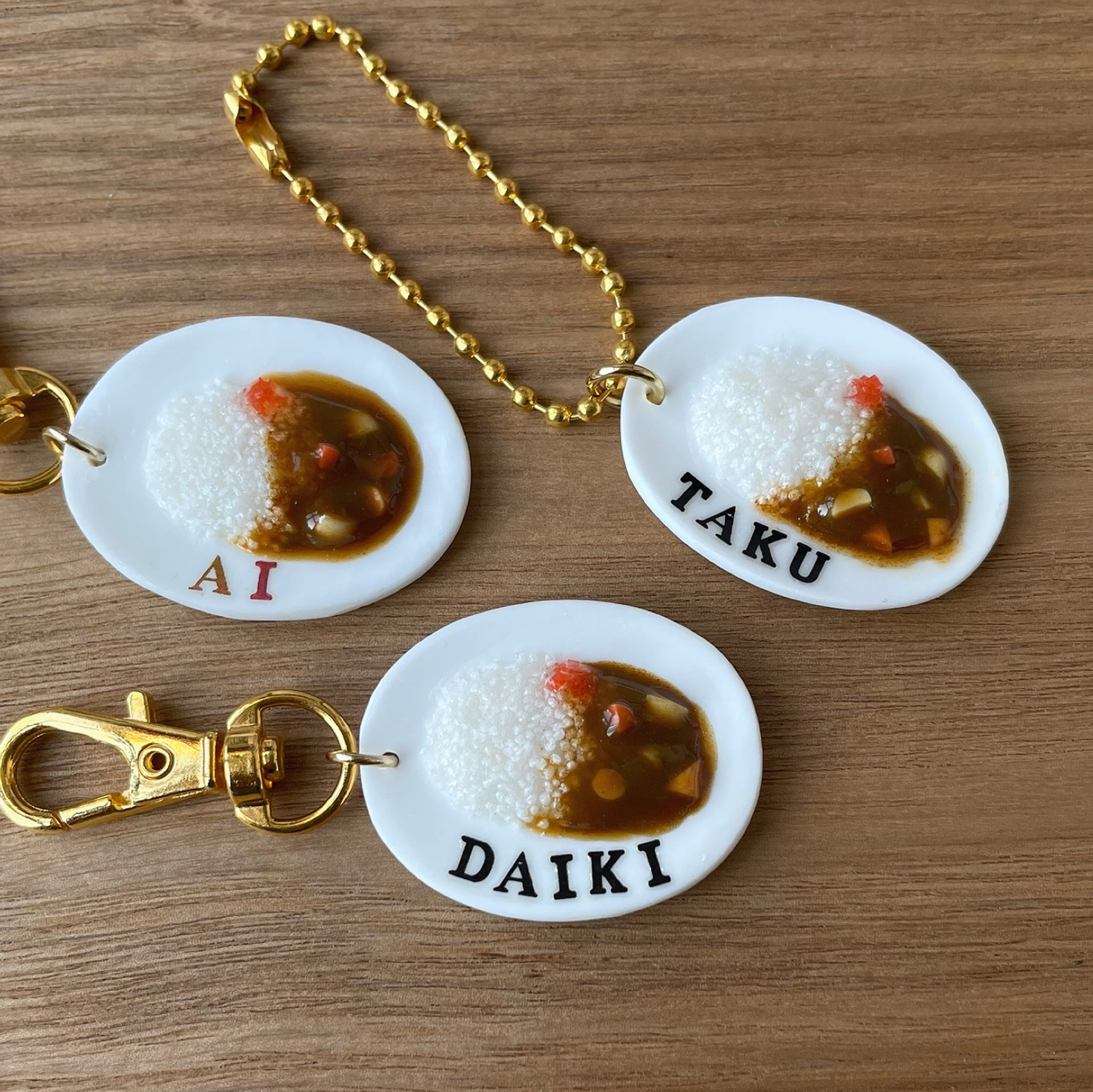 ミニチュアカレーライスの名入れキーホルダー 福神漬け付き - Atelier
