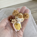 お花を持ったおだんごちゃん