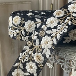 [透け素材ベース] [実物のお色味と違う場合があります] インド刺繍リボン　花　インド刺繍　スパンコール　刺繍リボン　リボン　りぼん　※10月8日よりゆうパケットにて発送