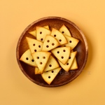 チーズクッキーのブローチ