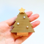 手のひらサイズの木製クリスマスツリー(単品)　木製置物・冬の季節飾り　国産無垢材使用　