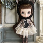 2343 黒猫になりたいブライスさんの黒猫ワンピースコーデ　Blythe ブライス アウトフィット 洋服　ドールハウス  ミニチュア