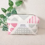トライアングルキャラメルポーチ