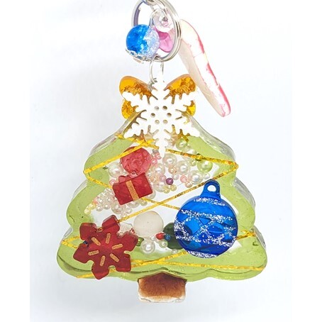 ハンドメイド クリスマスツリーシェイカーキーホルダー