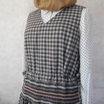 スモッキング刺繡ジャンパースカート