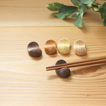 『ワケありな逸品 No.63』木の箸置き　5個セット 豆形 ミニサイズ 